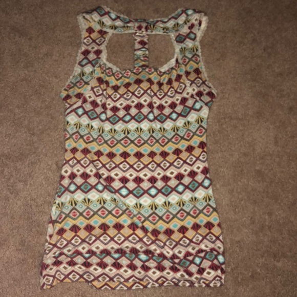 Colorful tank - Picture 3 of 3